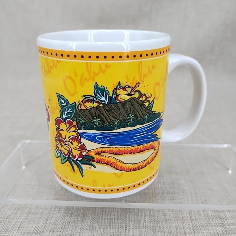 Hilo Hattie O'ahu 2002 Hawaii Island Heritage Coffee Mug Hibiscus Yellow 10oz